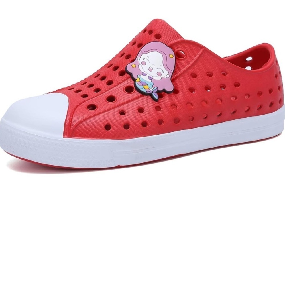 Seannel Kids Water Shoes Slip On Sneaker Lightweight Breatable Red Size 9 NWT